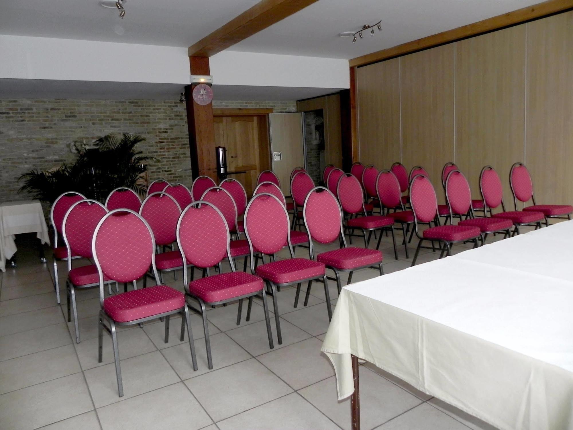 Hotel - Restaurant Au Tonnelier Берг Экстерьер фото